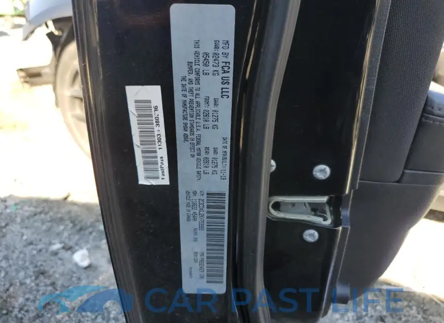 2C3CDXGJ2KH753993# 13