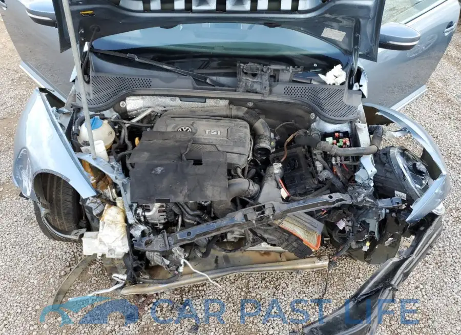 3VW517AT1GM823836# 11