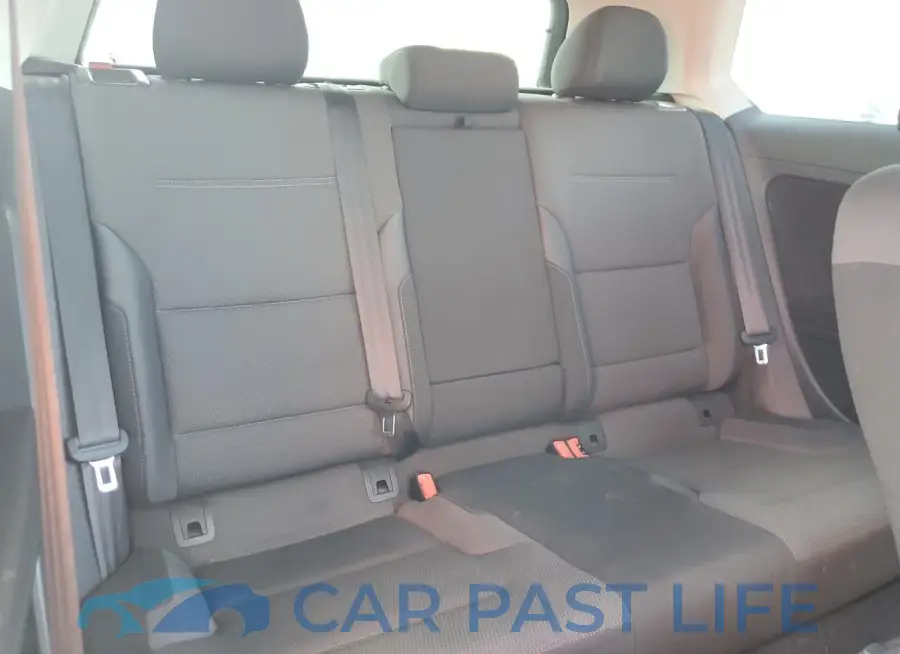3VW817AU6GM007792# 10