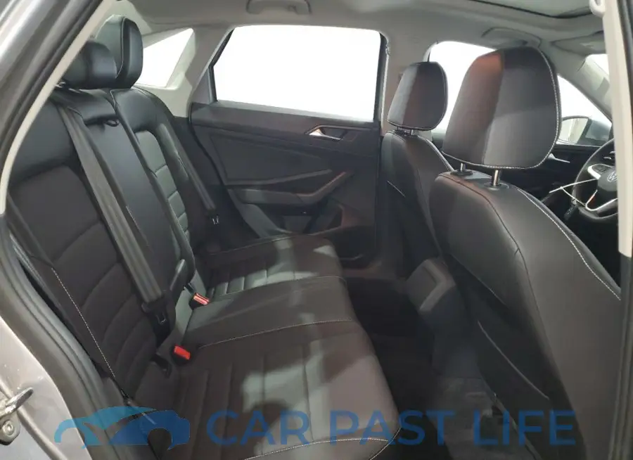 3VW7M7BU6RM071495# 10
