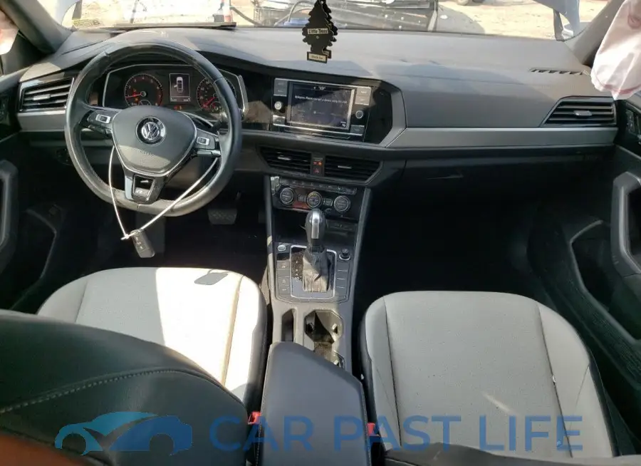 3VWCB7BU1LM066801# 8