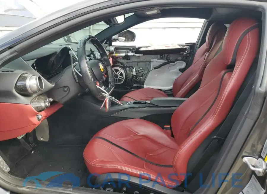 ZFF83CLA9K0242841# 7