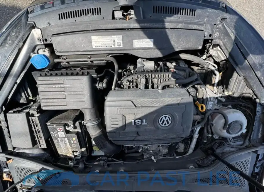 3VW5T7AU5KM01413# 7