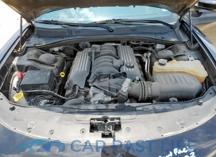 2C3CDXGJ7KH535323# 11