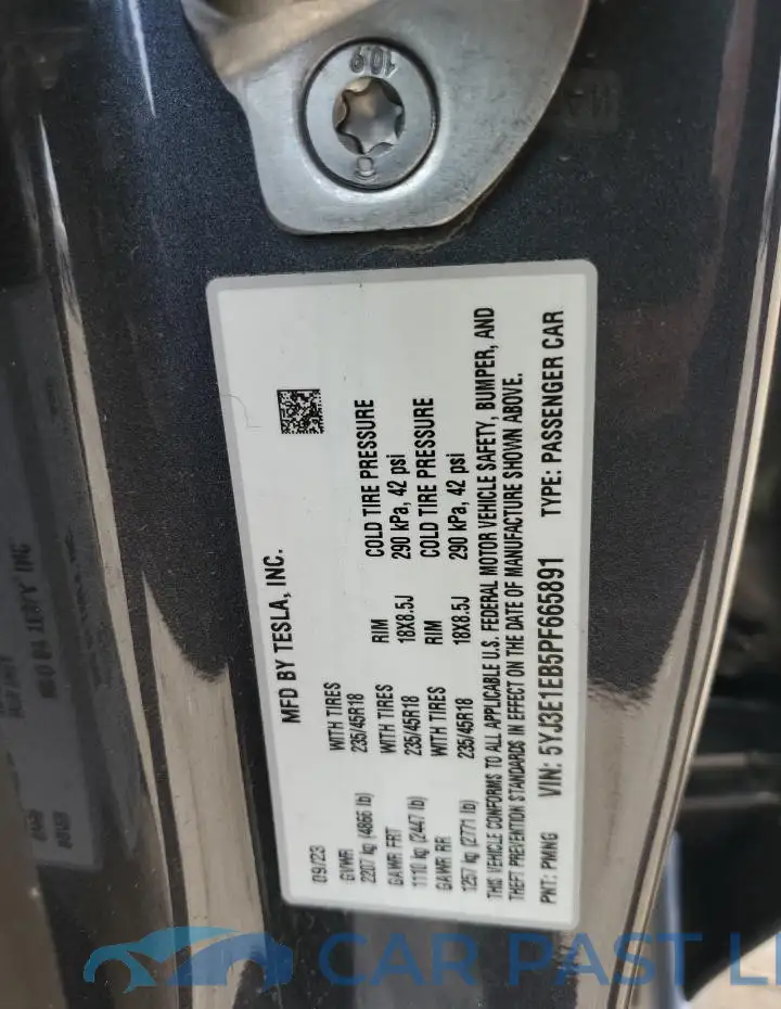 5YJ3E1EB5PF665891# 12