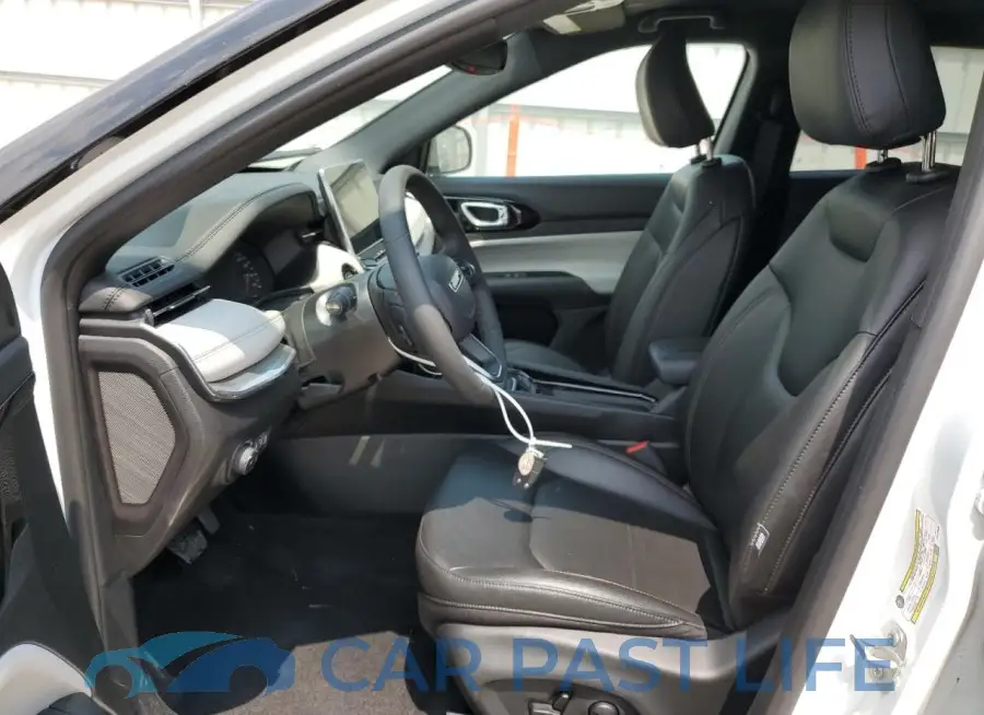 3C4NJDCN0RT122990# 7