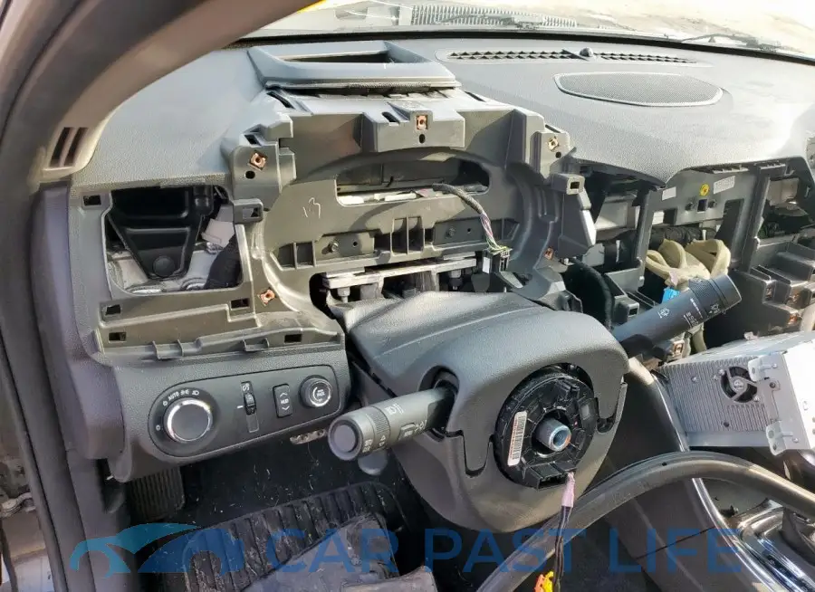 6G3F15RW9HL300094# 9