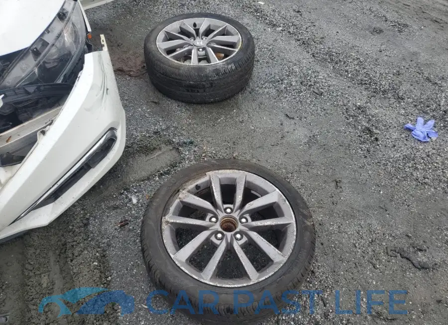 19XFC1F77LE009785# 12