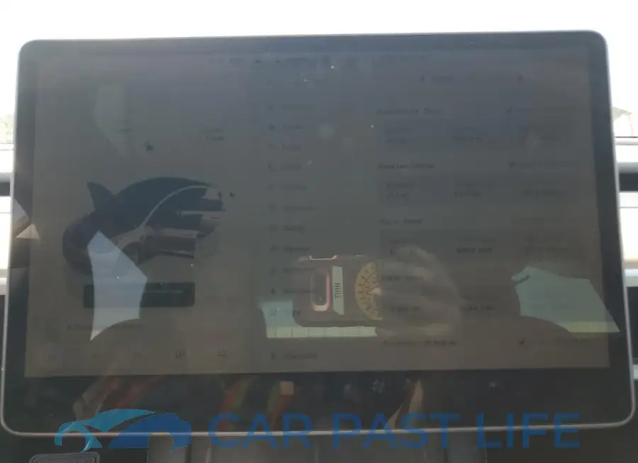 5YJ3E1EA8NF286873# 9