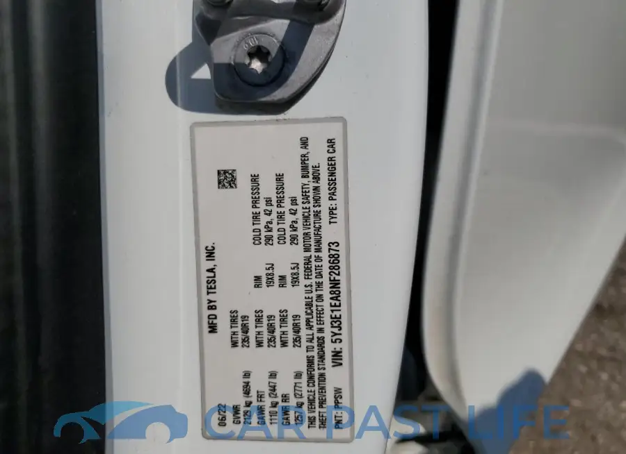 5YJ3E1EA8NF286873# 12