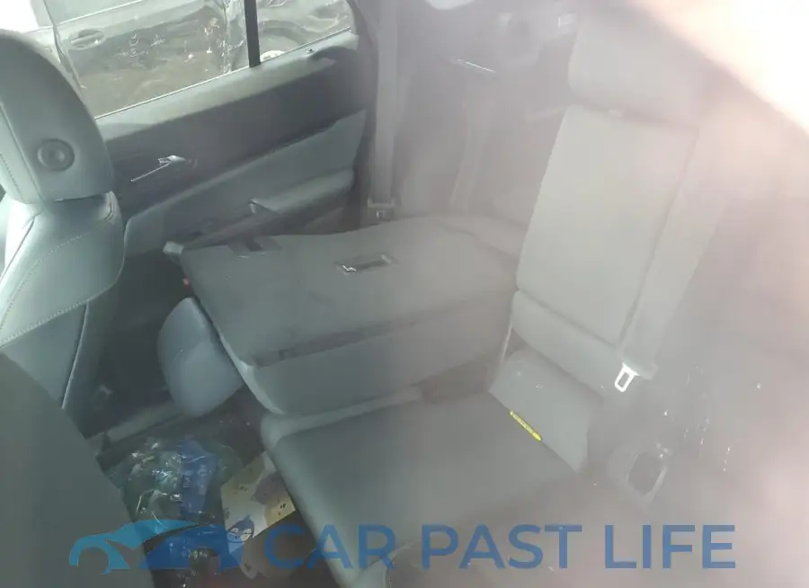 3GPKHXRJ7RS532727# 10