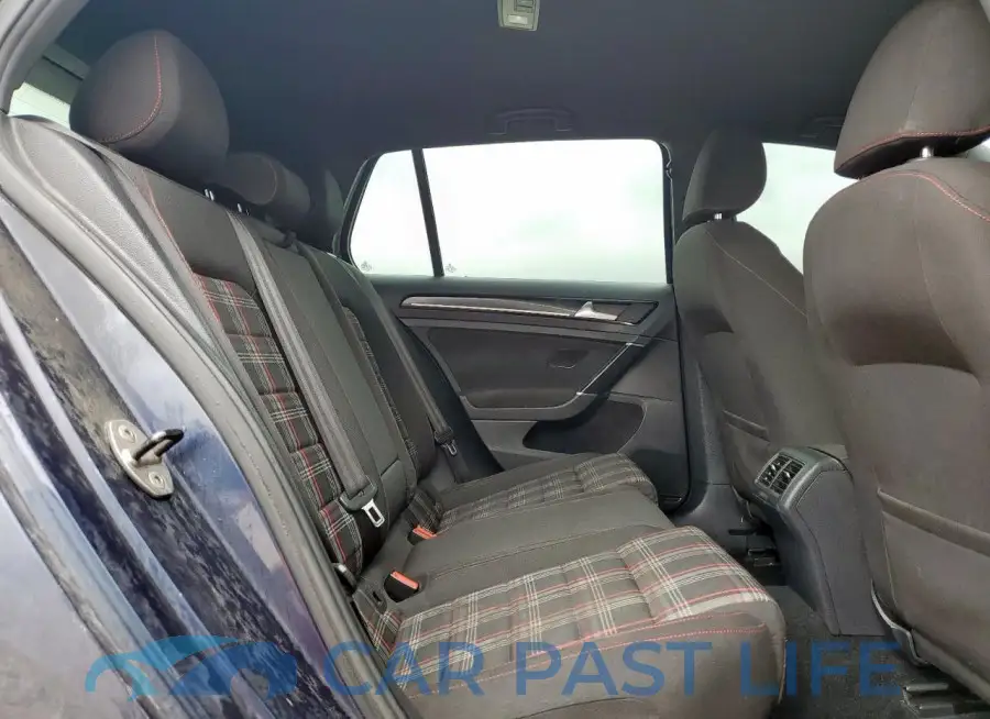 3VW5T7AU4GM028430# 11