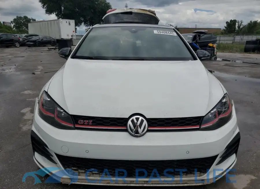 3VW5T7AU9MM011375# 5