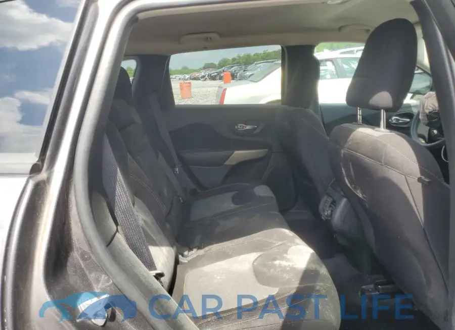 1C4PJLCB1JD605455# 11