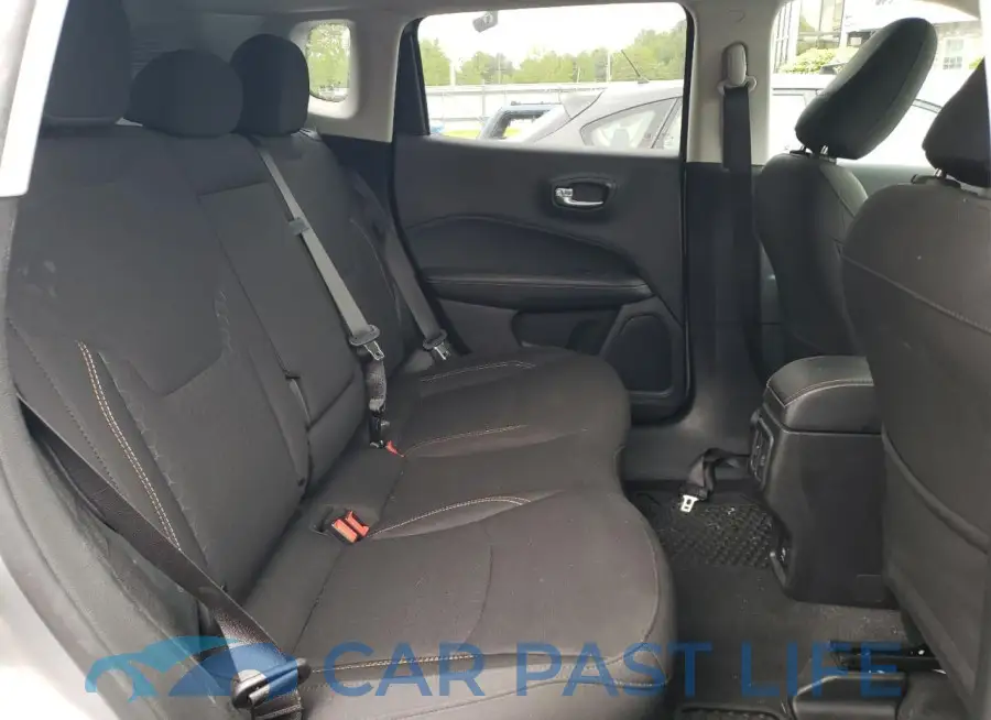 3C4NJDAB7LT165576# 11