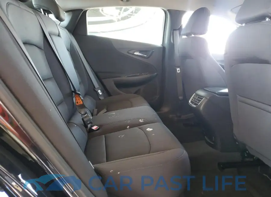 1G1ZD5ST1PF186020# 10