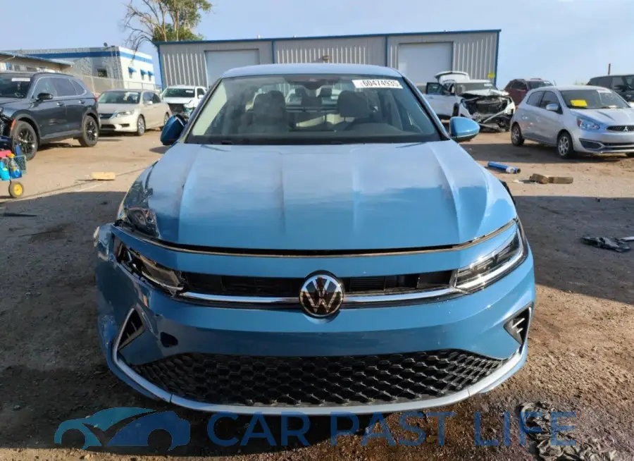 3VW5X7BU2SM035520# 5