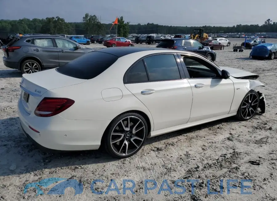 WDDZF6EB8HA180200# 3