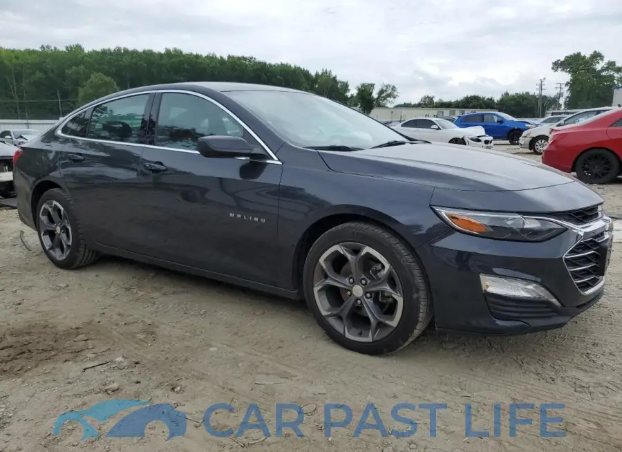 1G1ZD5ST8PF136327# 4