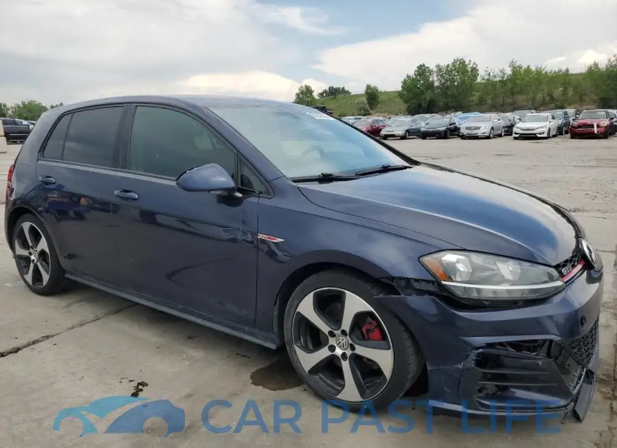 3VW547AU8JM260940# 4