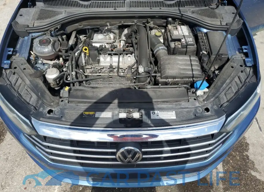 3VWCB7BU1LM030977# 11