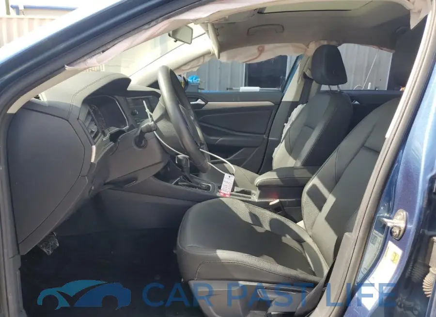3VWCB7BU1LM030977# 7