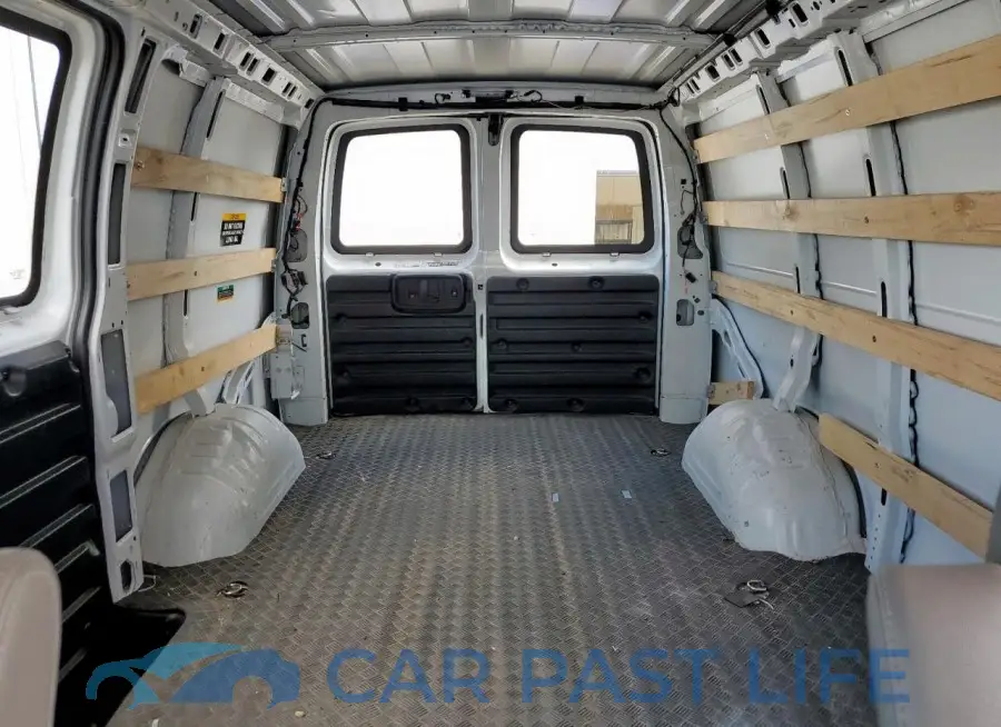 1GTW7AFP4R1234245# 10
