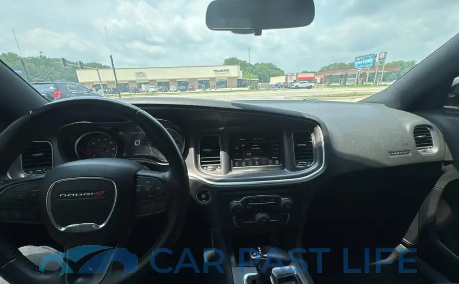 2C3CDXBG9NH144917# 9
