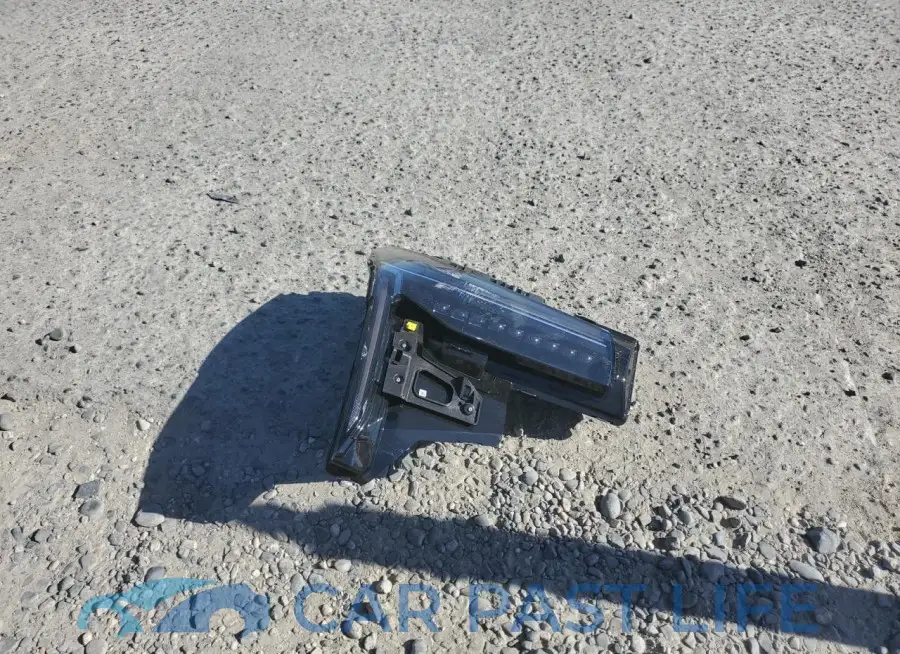3GYK3GMR9SS150955# 13