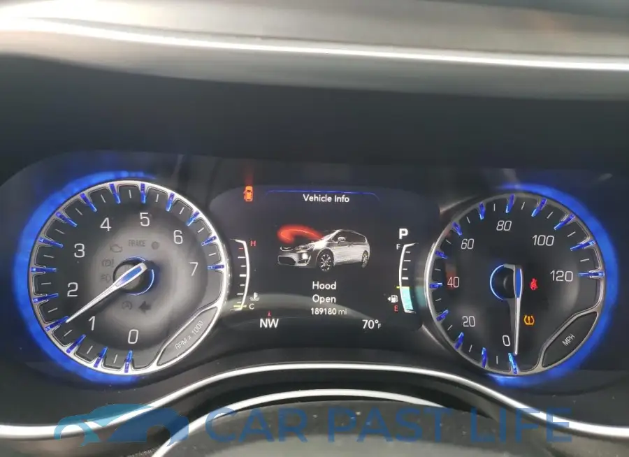 2C4RC1GG4HR668960# 9