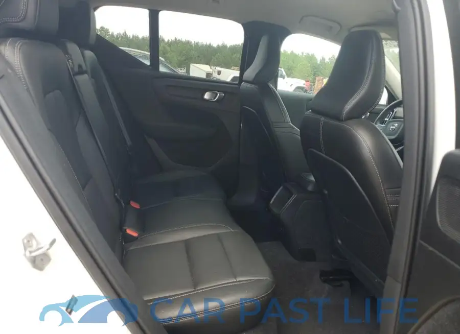 YV4AC2HK2M2572577# 10