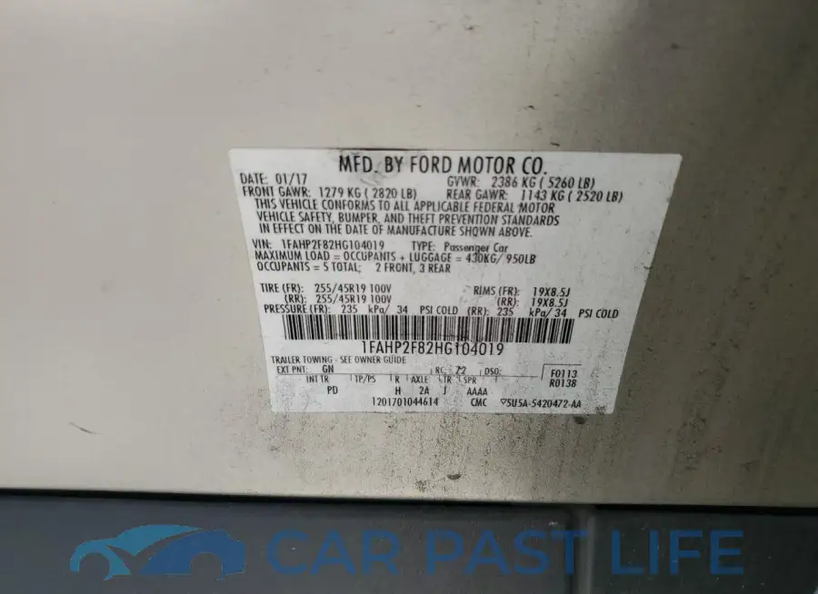 1FAHP2F82HG104019# 12