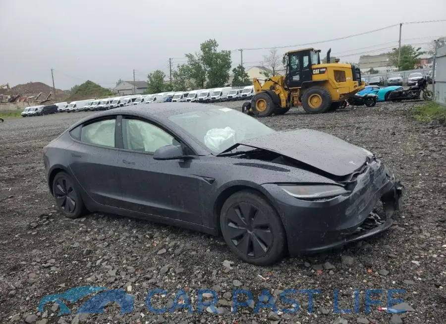 5YJ3E1EA9RF740036# 4