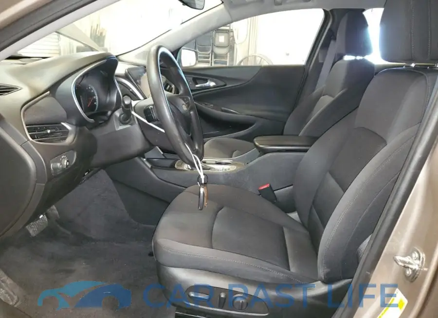 1G1ZD5ST6NF137487# 7