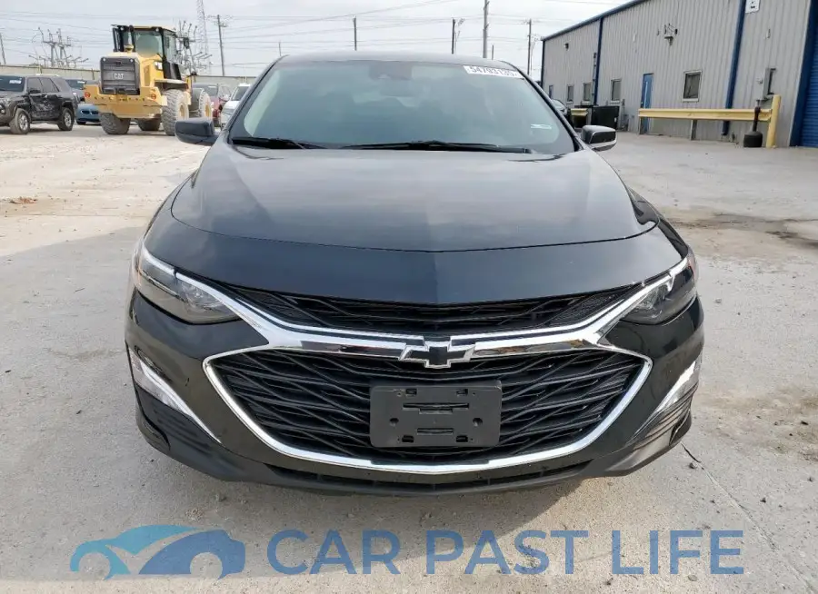 1G1ZG5ST9PF152348# 5
