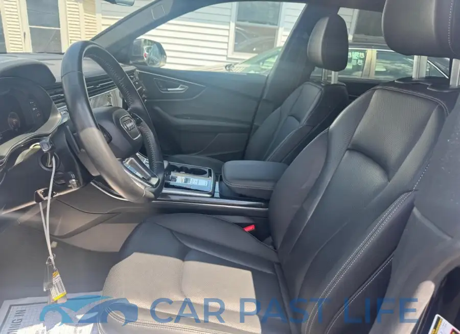 WA1CVAF17KD036892# 9