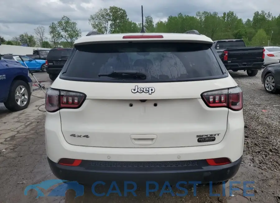 3C4NJDAB4JT440852# 6