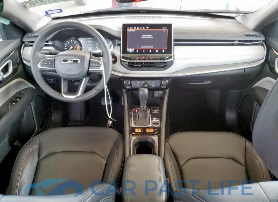 3C4NJDCN7ST509932# 8