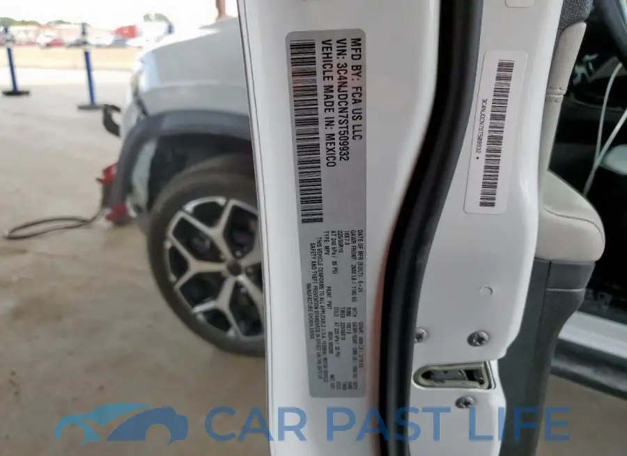 3C4NJDCN7ST509932# 14