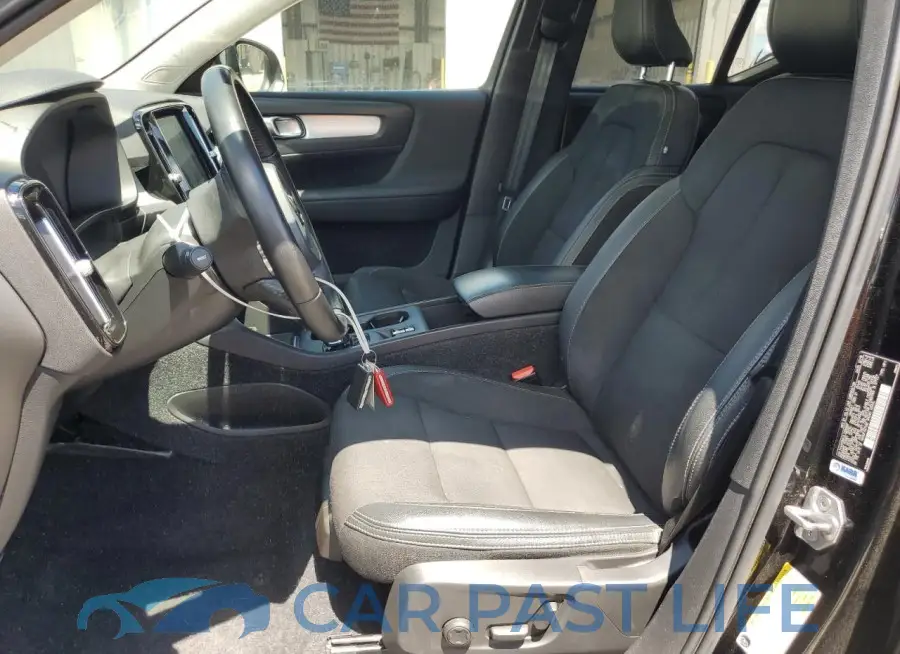 YV4AC2HK2L2205967# 7