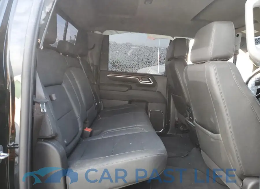 1GT4UUE7XSF126188# 10