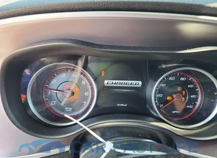2C3CDXBG6KH703030# 9