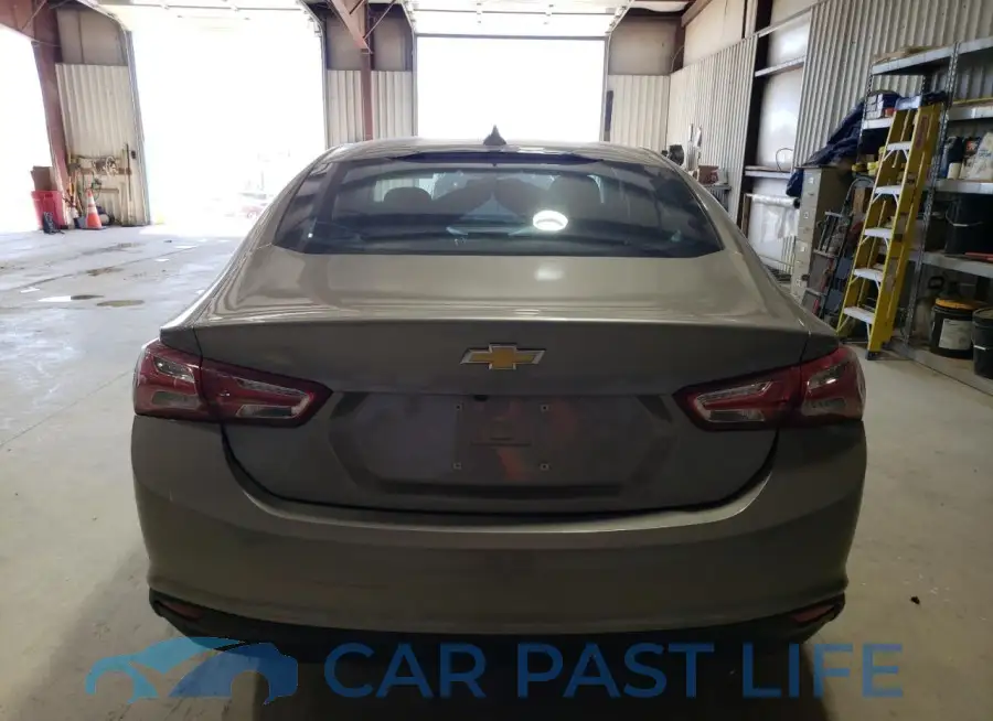 1G1ZD5ST7NF193230# 6
