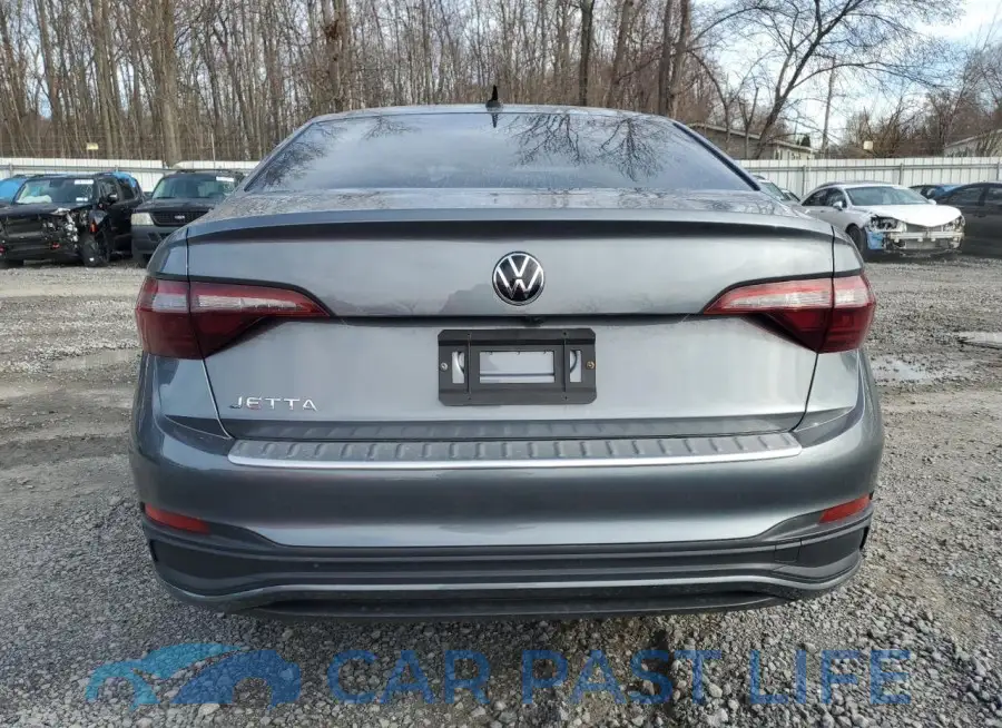 3VW5M7BU1PM050882# 6