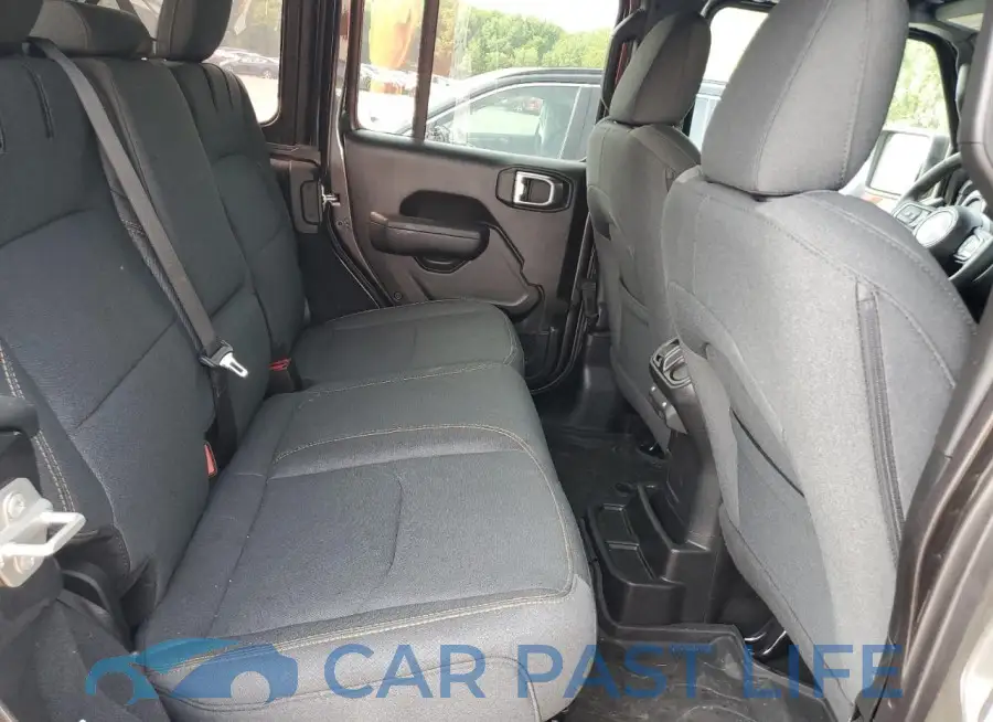 1C4RJXN62RW310249# 11