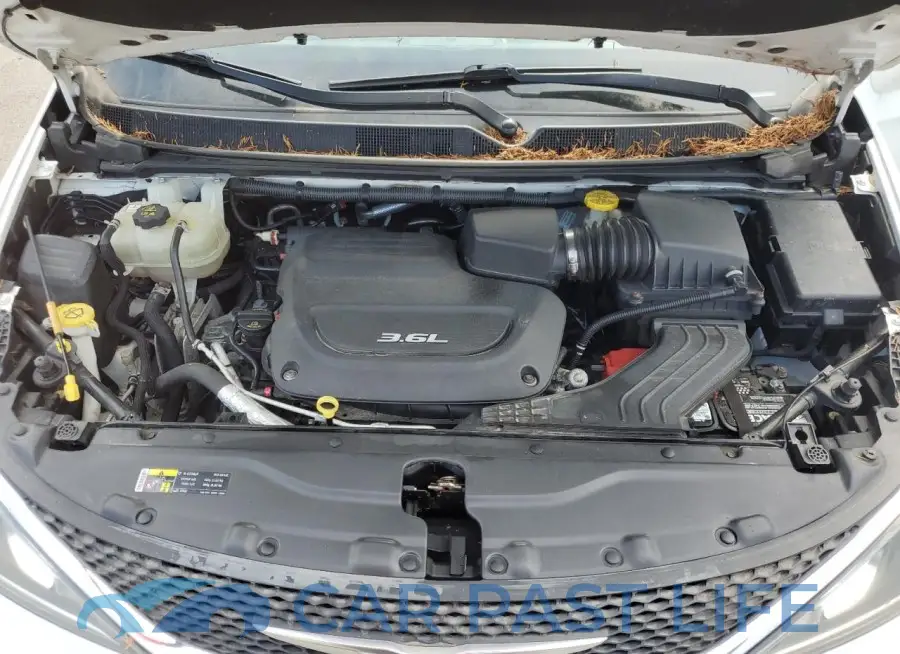 2C4RC1EG8HR514304# 12