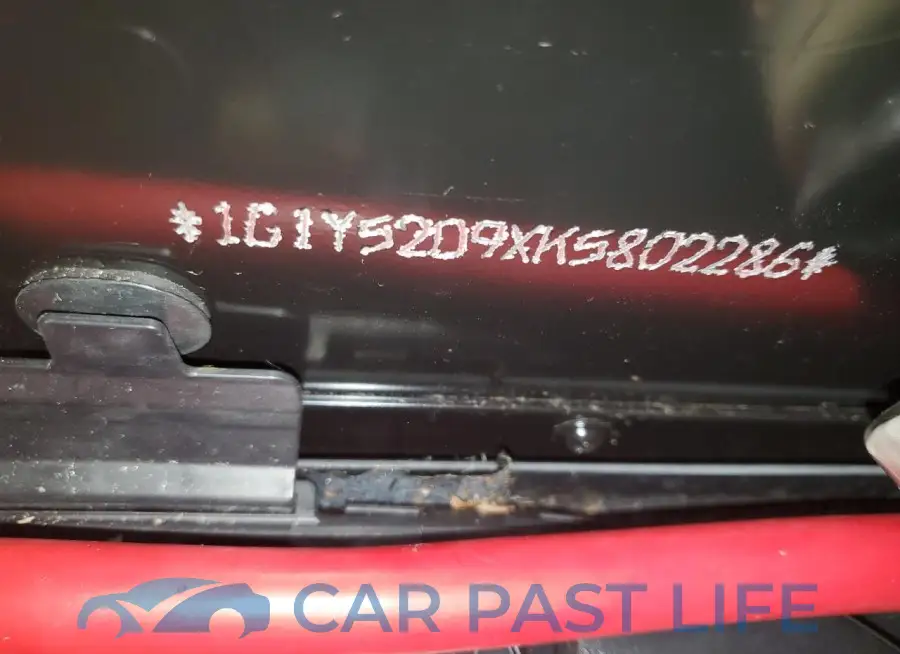 1G1Y52D9XK5802286# 12
