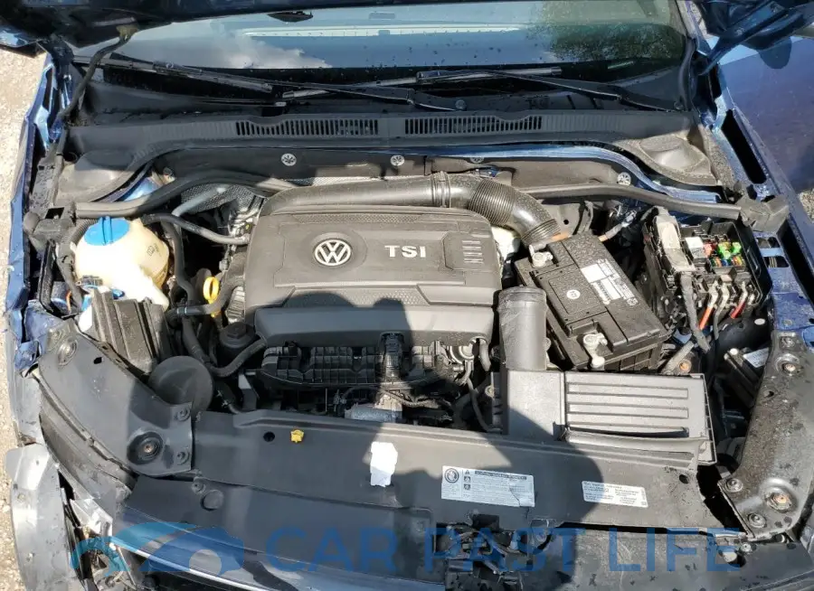 3VWD07AJ8GM352670# 11