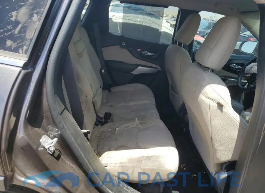 1C4PJLCS0HW663555# 11