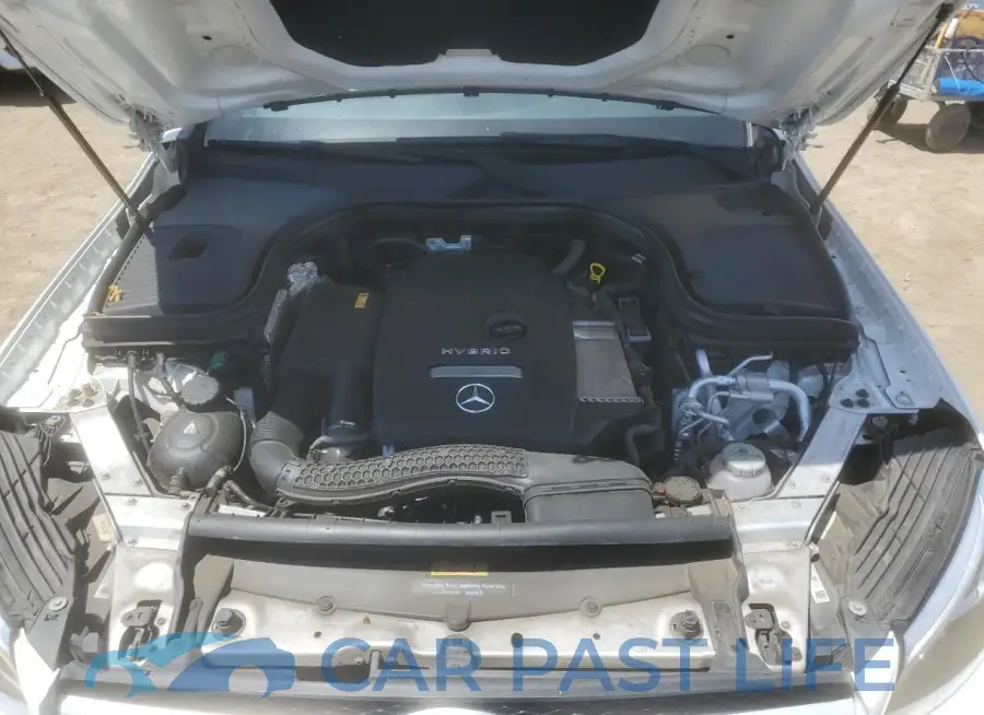 WDC0G5EB9JF400845# 12